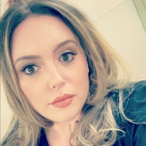 Meet your Posher, Carolyn